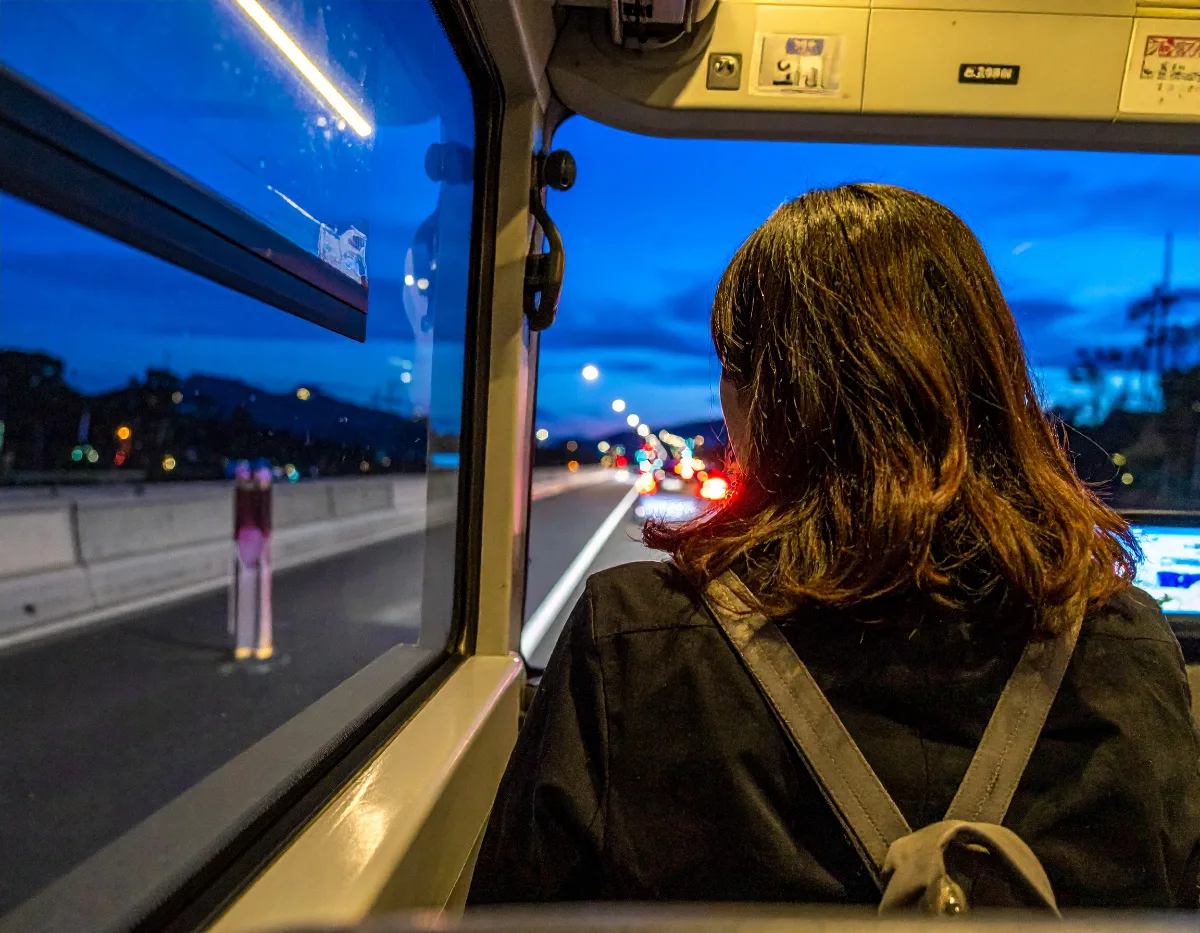 乗車〇時間前に何をどれだけ飲むべきか―少量ずつ飲むコツと休憩前のタイミング