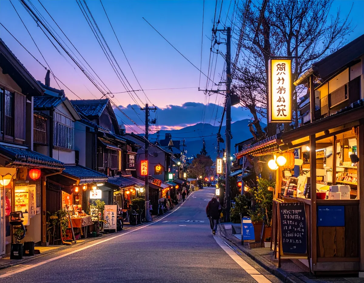 Arriving in Kyoto at Dawn: What to Do Before the First Trains Run